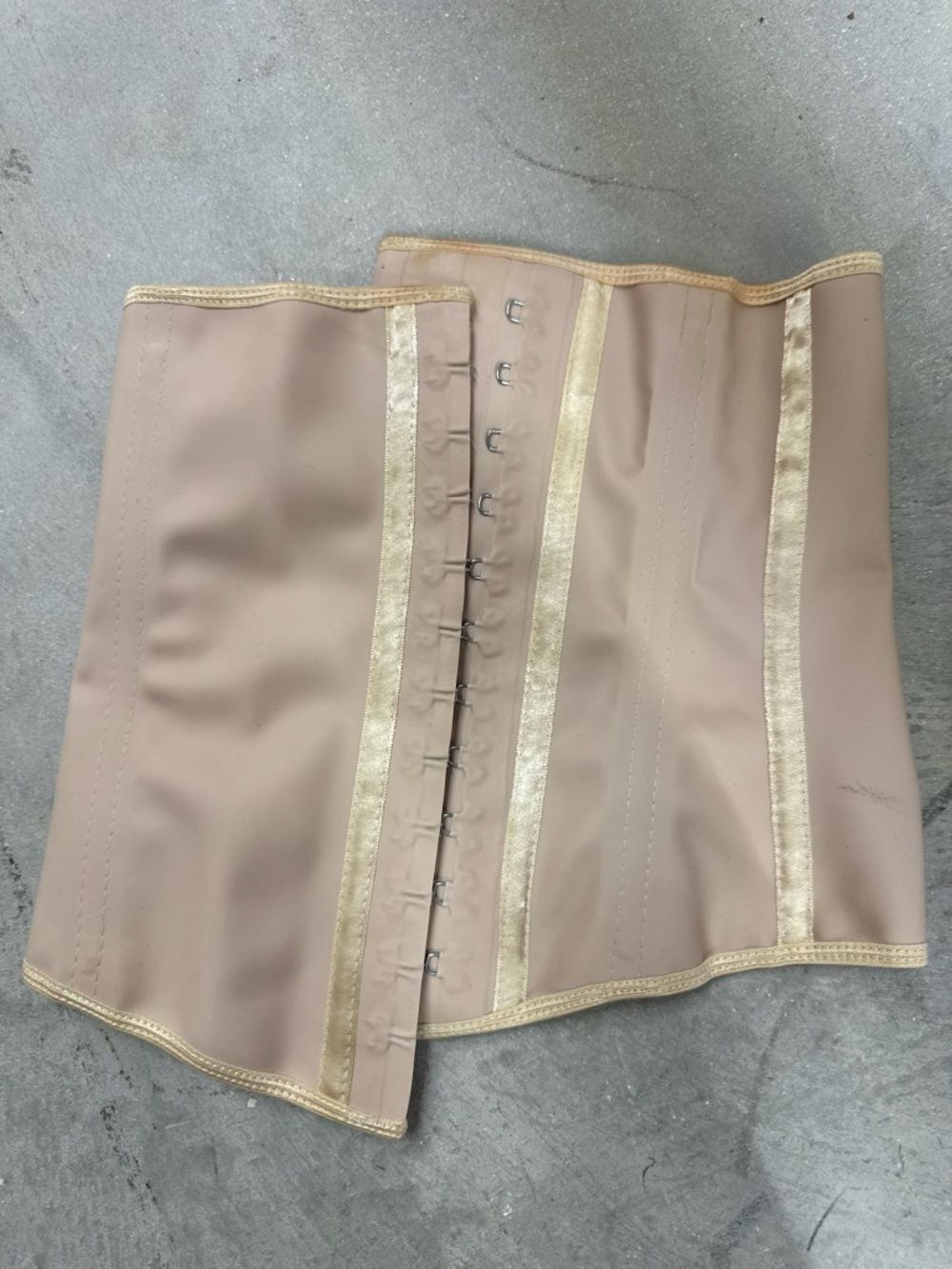 CorsetโWAIST TRAINER - Size Small - Never Worn - Lazy Slim Waist Band